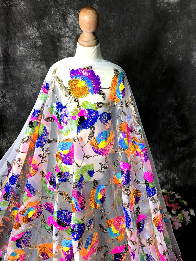 Colorful Crystal Sequins Flowe - Crystal Mesh Fabric บทวิจารณ์และราคา