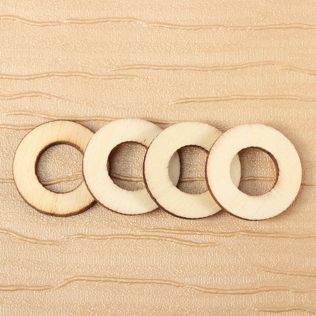 200Pcs Wood Chip Embellishment - Christmas Craft Embellishment บทวิจารณ์และราคา