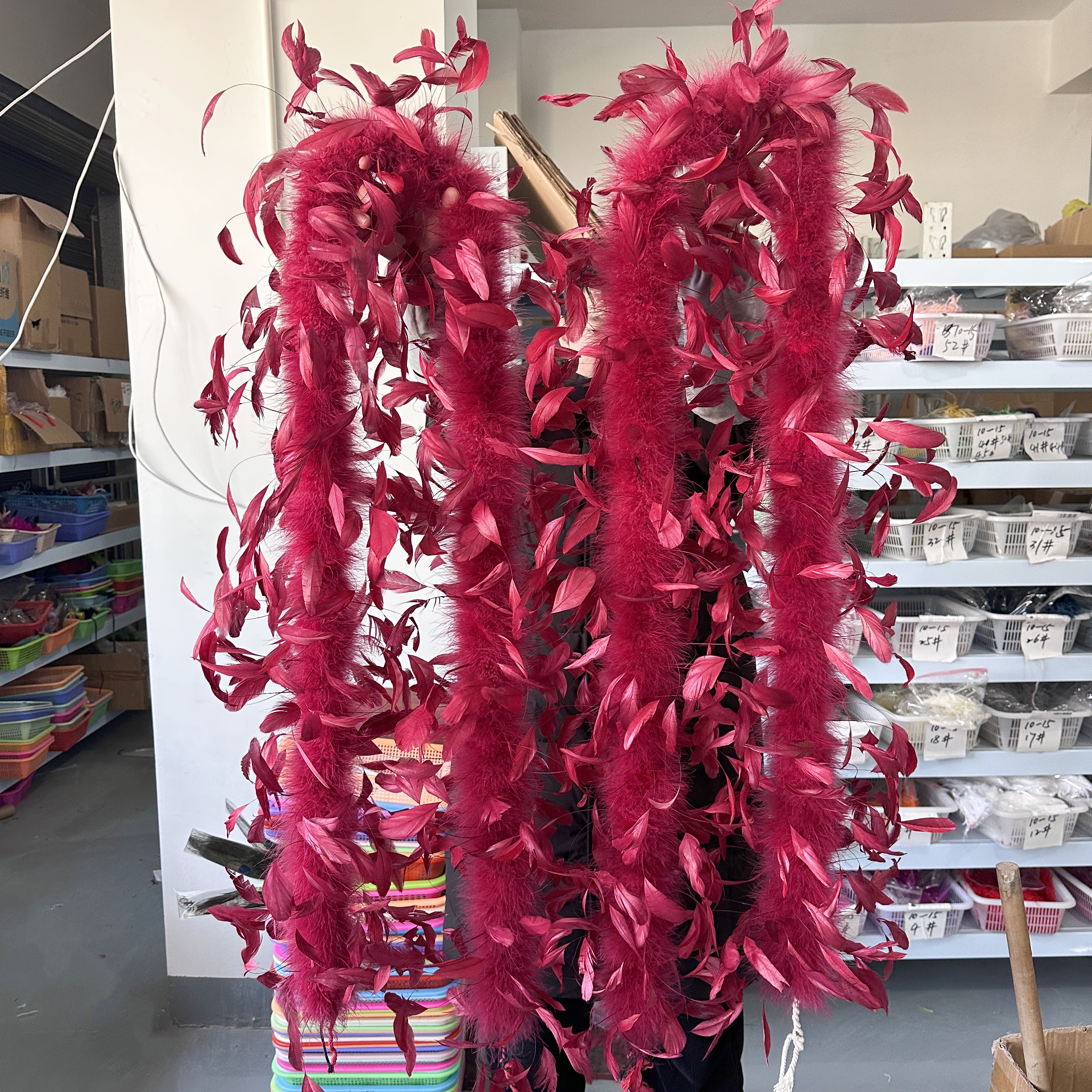 2Meter Burgundy Turkey Marabou - Feather Trim Marabou บทวิจารณ์และราคา