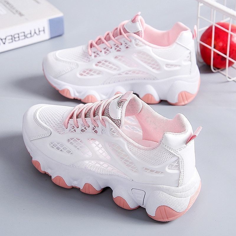 Breathable Mesh Chunky Sneaker - Guipure Lace Panel บทวิจารณ์และราคา