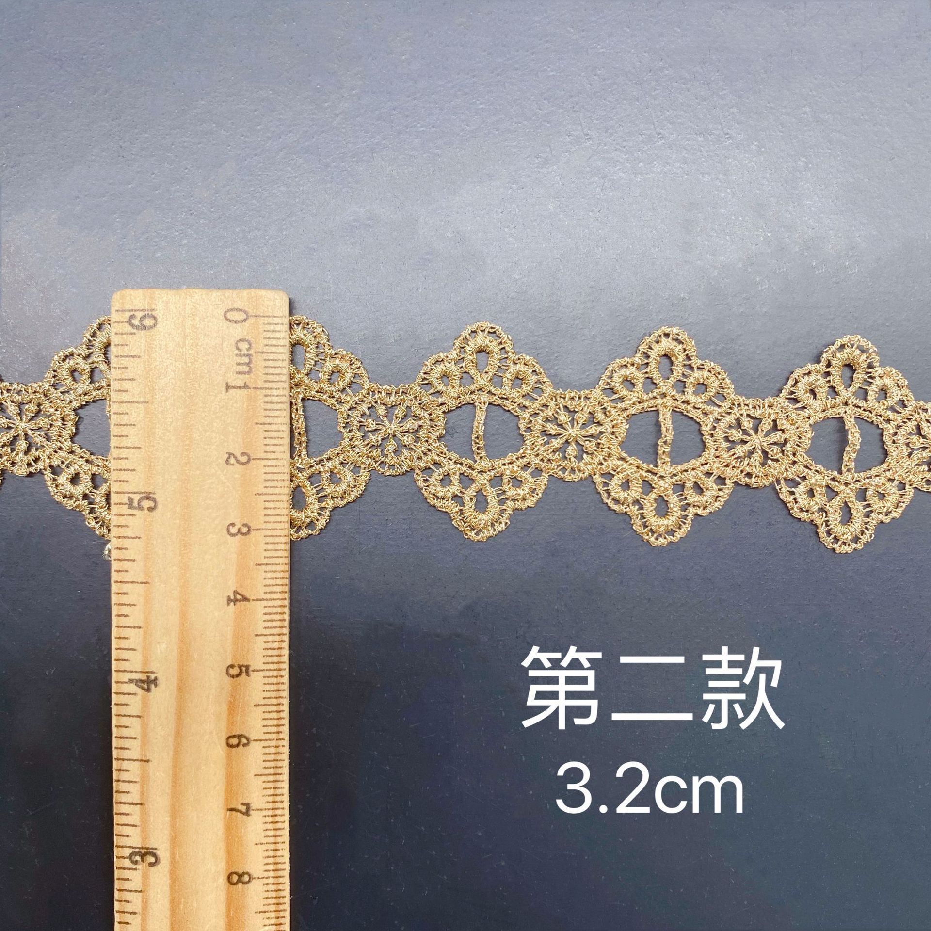 2yards Golden Embroidered Love - Lace Ribbon Trim บทวิจารณ์และราคา