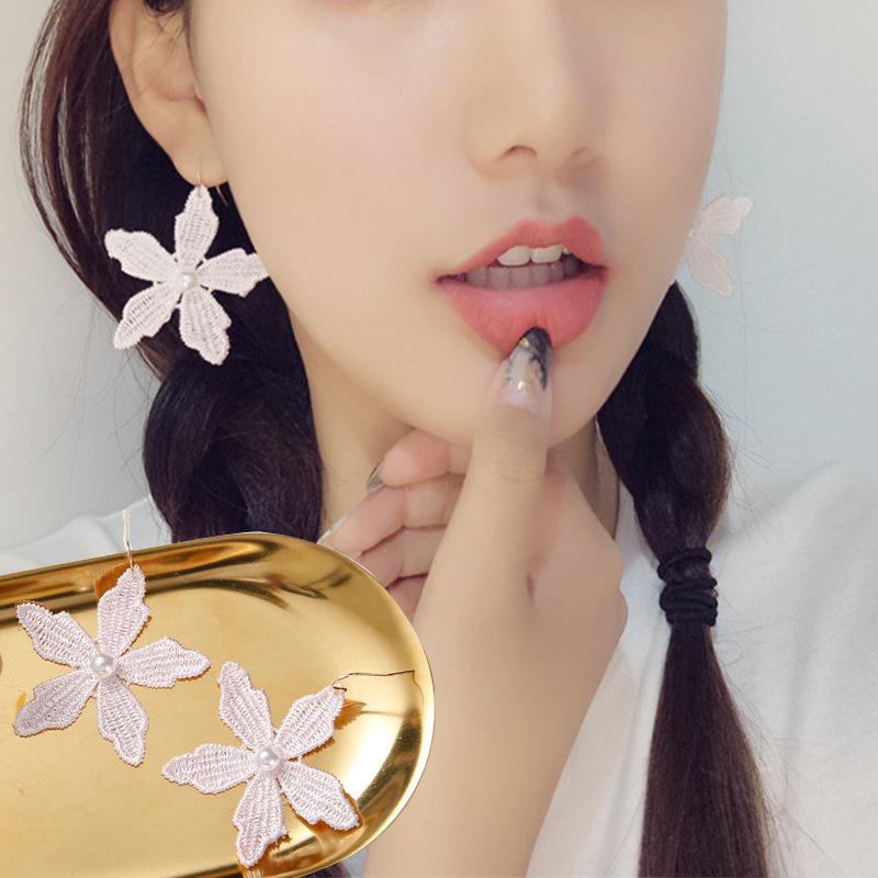 Embroidered Five-leaf Flower O - Lace Ribbon Trim บทวิจารณ์และราคา