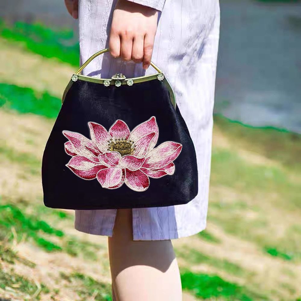 Soft Lotus Flower Patch Embroi - Applique Patch Flower บทวิจารณ์และราคา