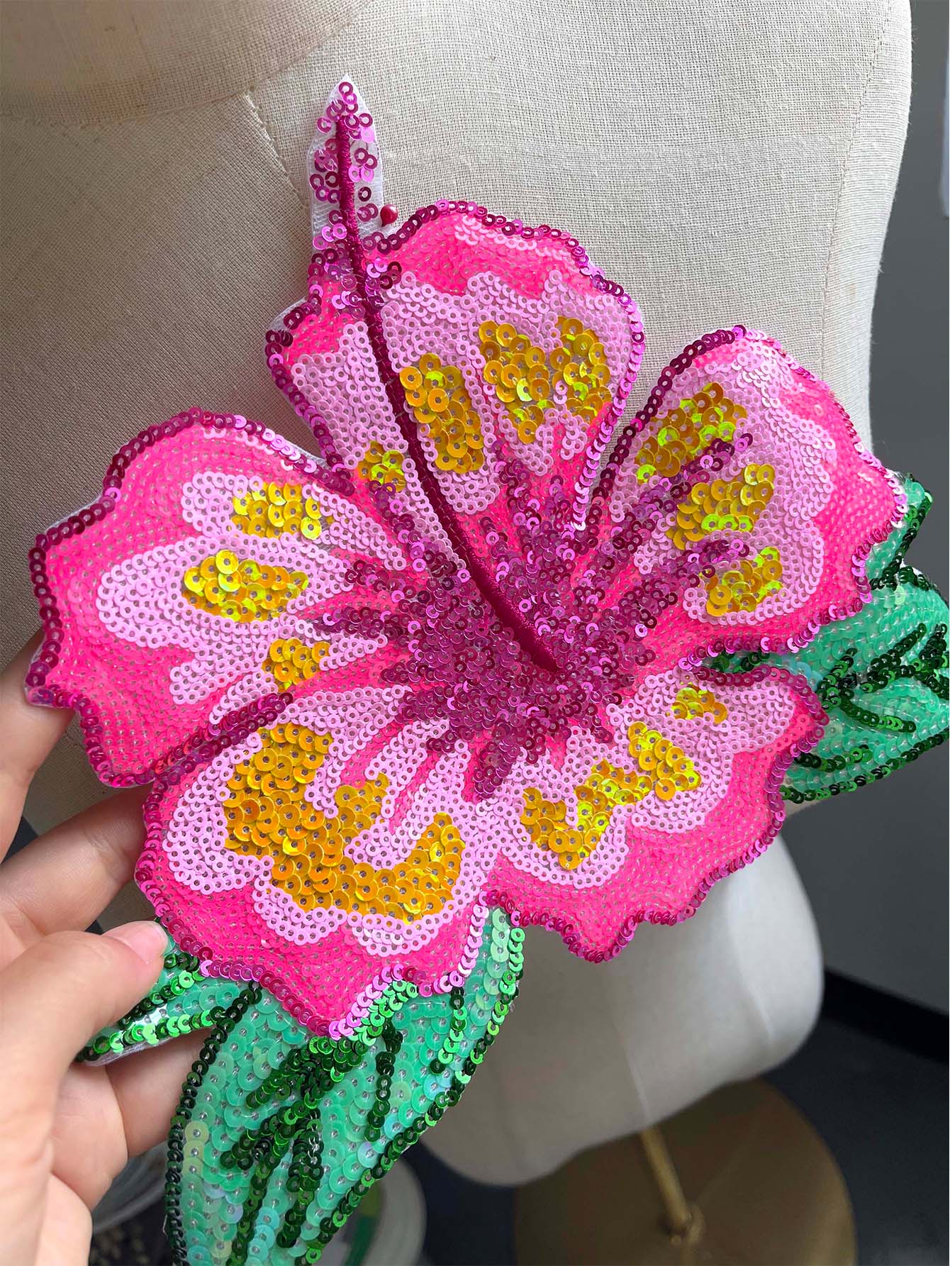 1 Piece 26CM Shining Pink Sequ - Applique Patch Flower บทวิจารณ์และราคา